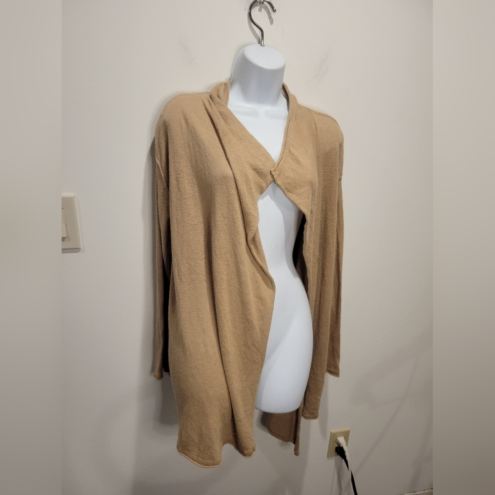 Peruvian Connection Size L Linen/cotton Blend Tan Ooen Front Cardigan
